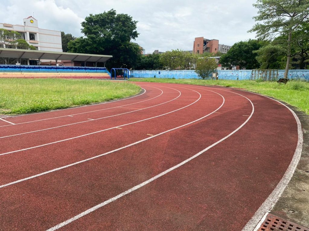 LINE_ALBUM_跑道清洗前_240229_4