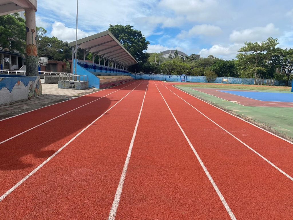 LINE_ALBUM_跑道清洗後_240229_7