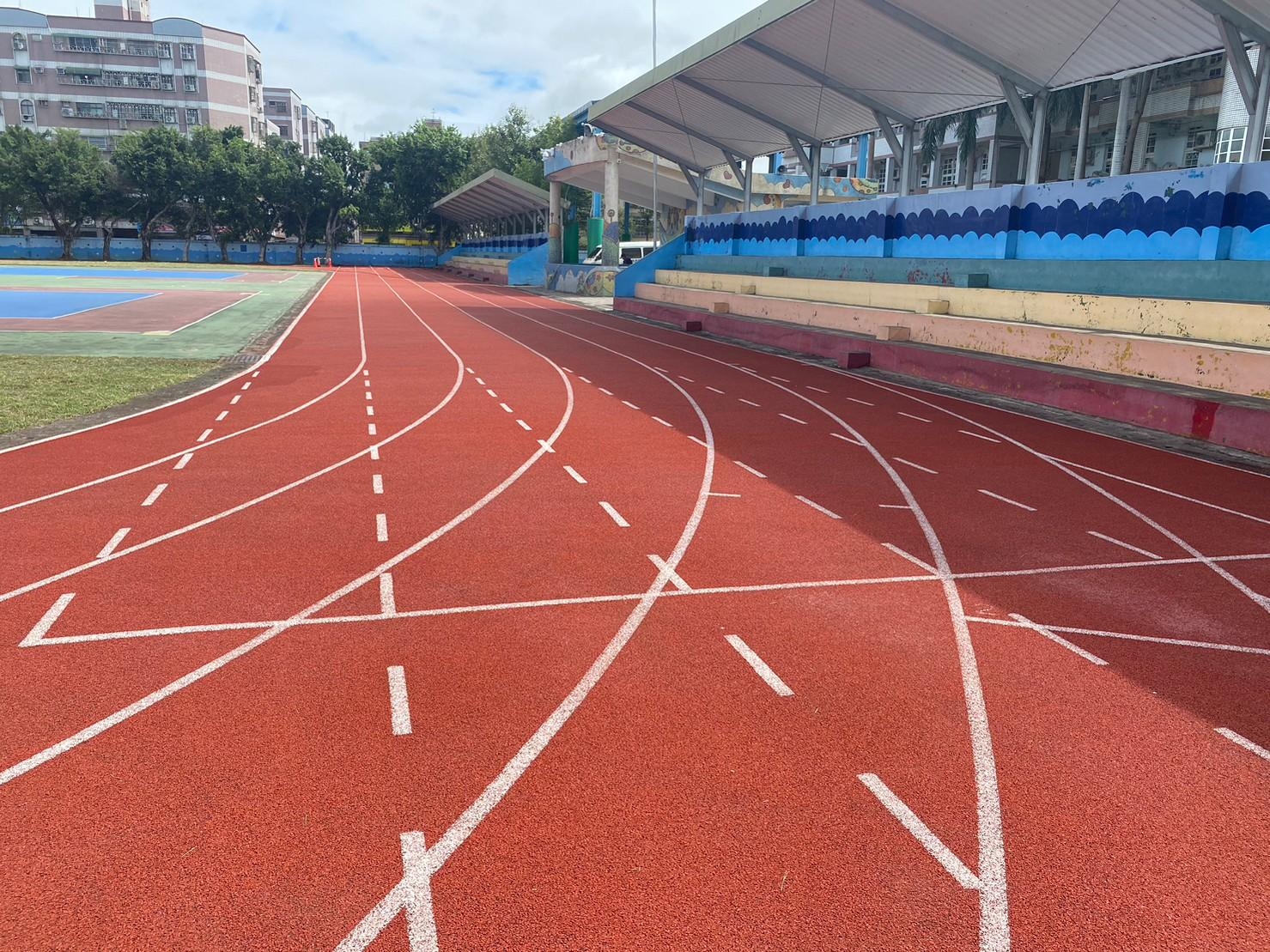 LINE_ALBUM_跑道清洗後_240229_8